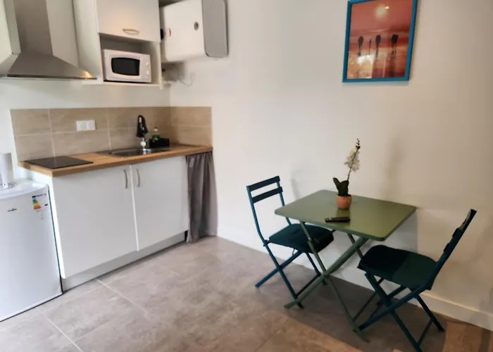 Tougang, Paisible Apartmán