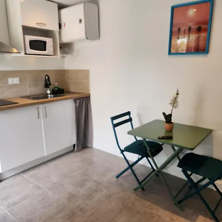 Tougang, Paisible דירה